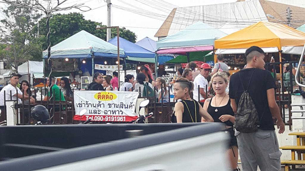 פאטאיה Casanova Inn מראה חיצוני תמונה